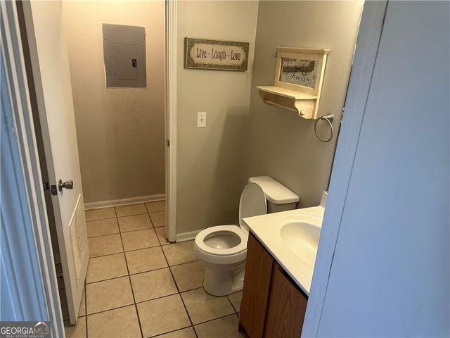 303 Iron Belt Court, Cartersville, GA 30120