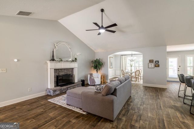 621 Lake Vista Drive Drive, Jefferson, GA 30549
