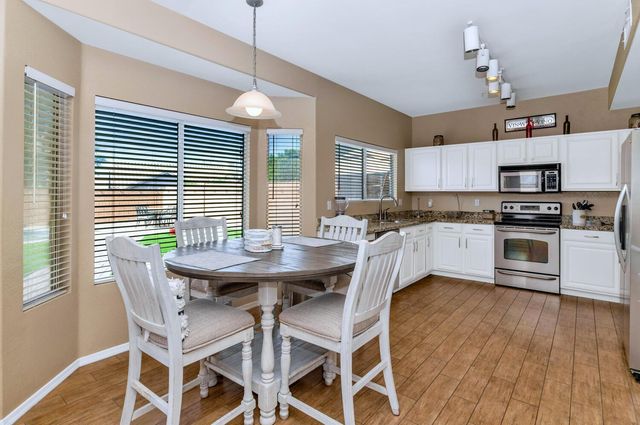 11155 E Laurel Lane, Scottsdale, AZ 85259