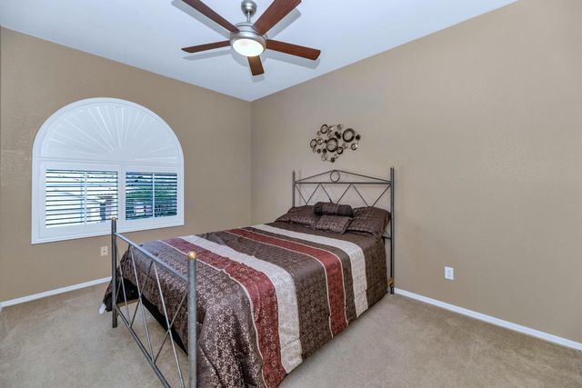 11155 E Laurel Lane, Scottsdale, AZ 85259