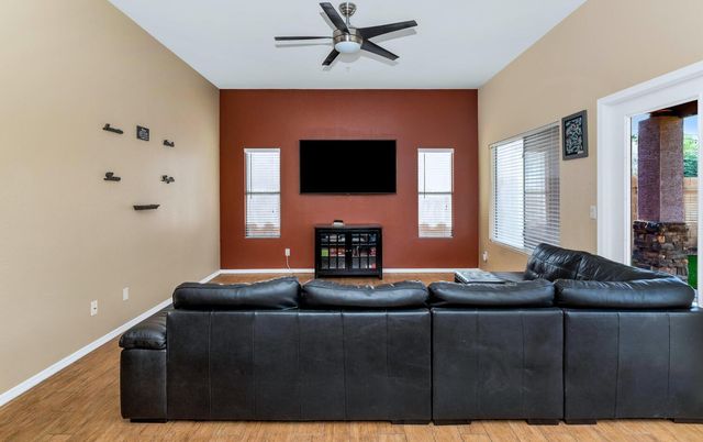 11155 E Laurel Lane, Scottsdale, AZ 85259