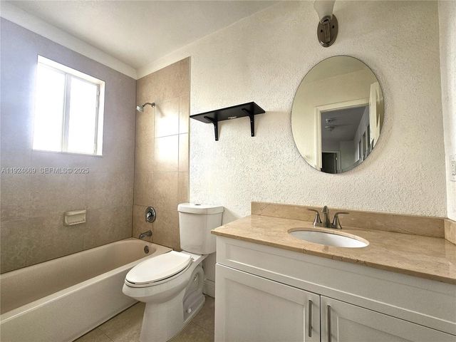 15447 SW 151st St, Miami, FL 33196