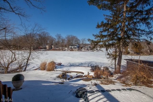 70 S Shore Rd, Byram Twp., NJ 07821