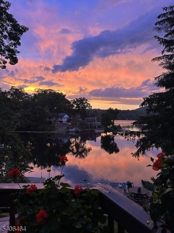 70 S Shore Rd, Byram Twp., NJ 07821