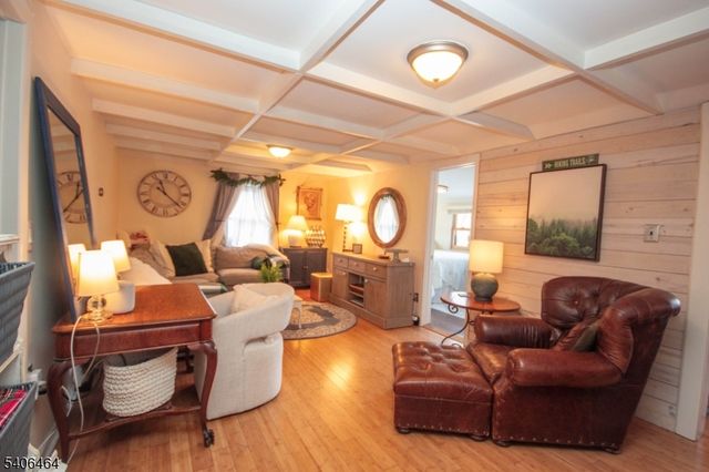 70 S Shore Rd, Byram Twp., NJ 07821