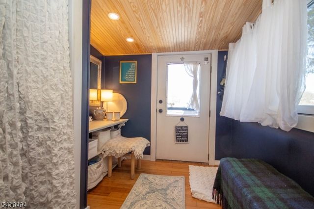 70 S Shore Rd, Byram Twp., NJ 07821