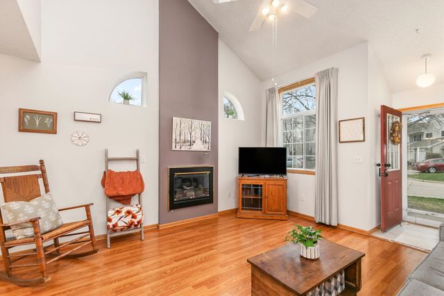 150 S Prairie View Drive 1112, West Des Moines, IA 50266