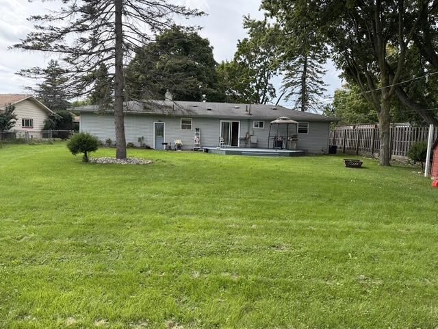 211 Leland Place, Lansing, MI 48917