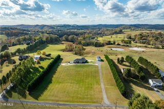 386 Andy Cole Road, Bluff City, TN 37618