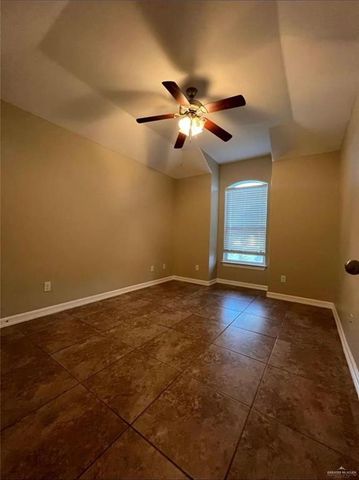 619 Dalobo Boulevard, Edinburg, TX 78541