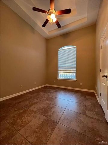 619 Dalobo Boulevard, Edinburg, TX 78541