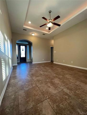 619 Dalobo Boulevard, Edinburg, TX 78541