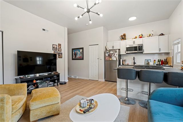 5140 Butler St, Lawrenceville, PA 15201