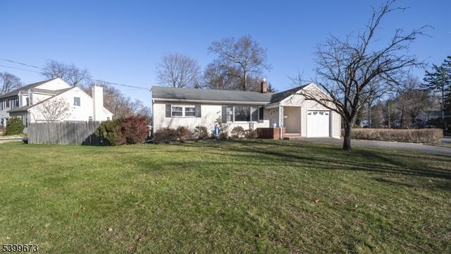 2 Orchard Rd, Florham Park Boro, NJ 07932