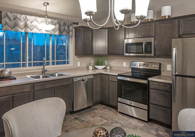 7918 N 113 Avenue, Omaha, NE 68142