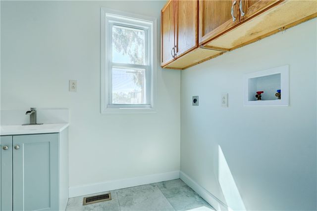 817 Avenue D, Rochester, NY 14621