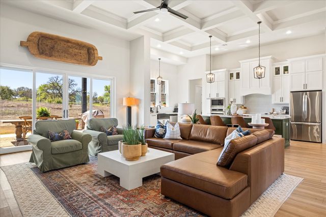 8011 Brownie Luker Boulevard, Granbury, TX 76048