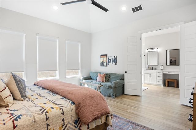 8011 Brownie Luker Boulevard, Granbury, TX 76048