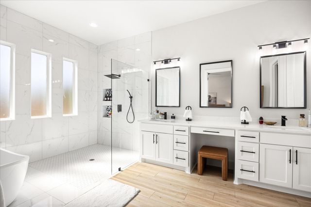 8011 Brownie Luker Boulevard, Granbury, TX 76048