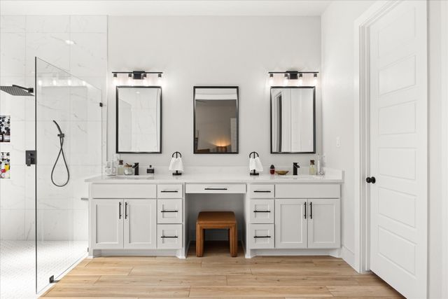 8011 Brownie Luker Boulevard, Granbury, TX 76048