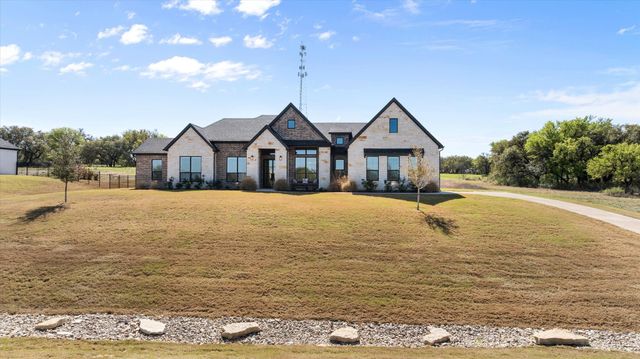 8011 Brownie Luker Boulevard, Granbury, TX 76048