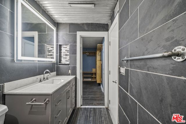 24431 Cheryl Kelton Place, Newhall, CA 91321