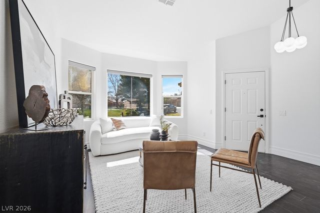 11208 Dell Cliffs Court, Las Vegas, NV 89144