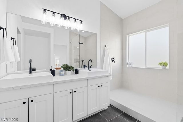 11208 Dell Cliffs Court, Las Vegas, NV 89144