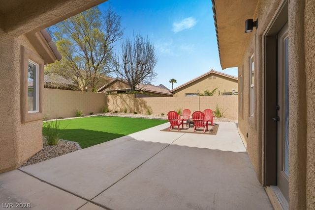11208 Dell Cliffs Court, Las Vegas, NV 89144