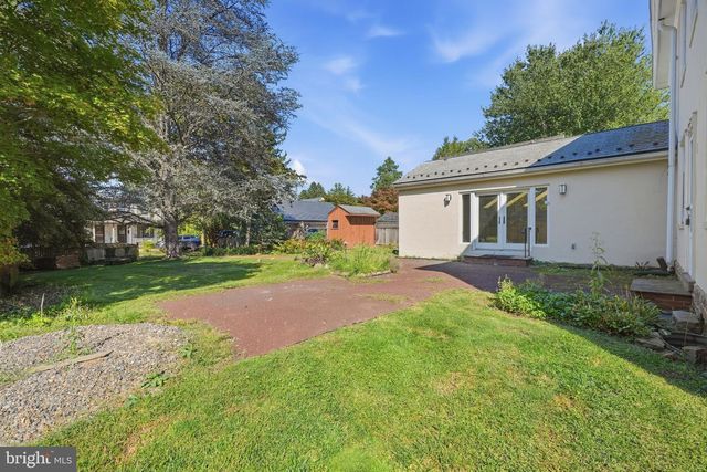113 E PENN ST, Newtown, PA 18940