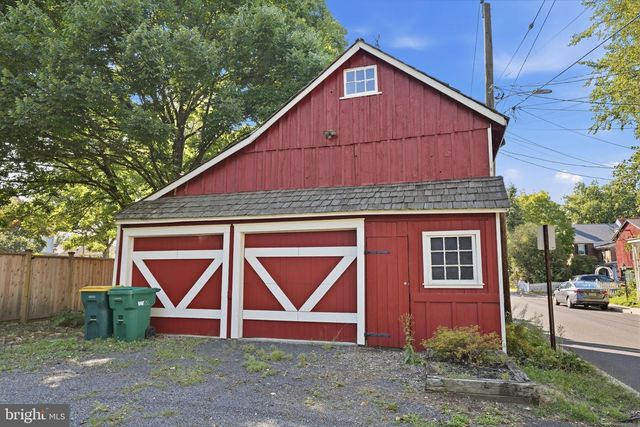113 E PENN ST, Newtown, PA 18940