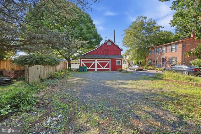 113 E PENN ST, Newtown, PA 18940