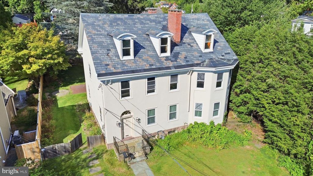 113 E PENN ST, Newtown, PA 18940