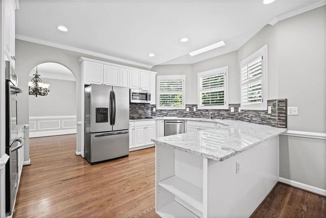 3085 Walnut Creek Drive, Alpharetta, GA 30005