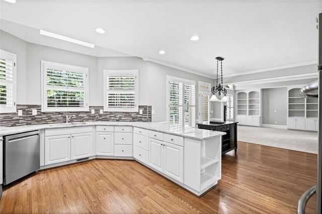 3085 Walnut Creek Drive, Alpharetta, GA 30005