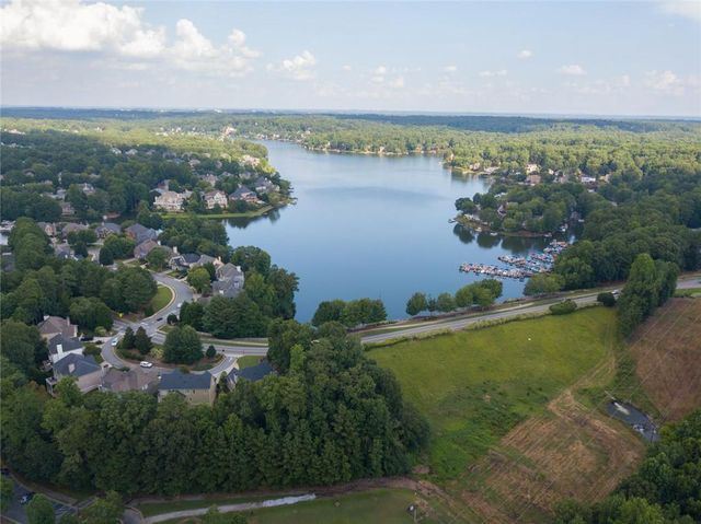 3085 Walnut Creek Drive, Alpharetta, GA 30005