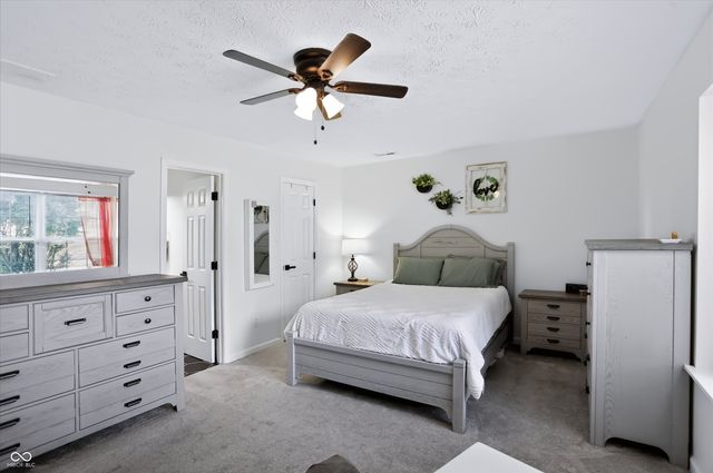 6002 Sycamore Forge Lane, Indianapolis, IN 46254