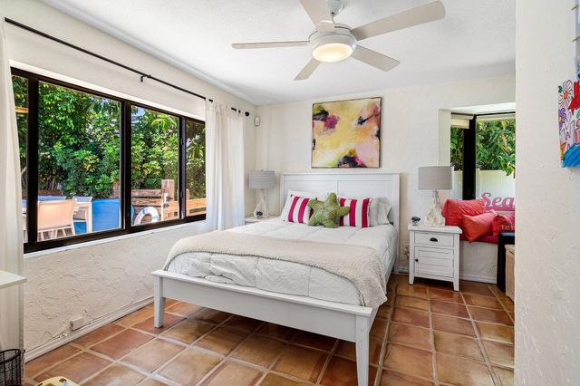 25 NW 24th Court, Delray Beach, FL 33444