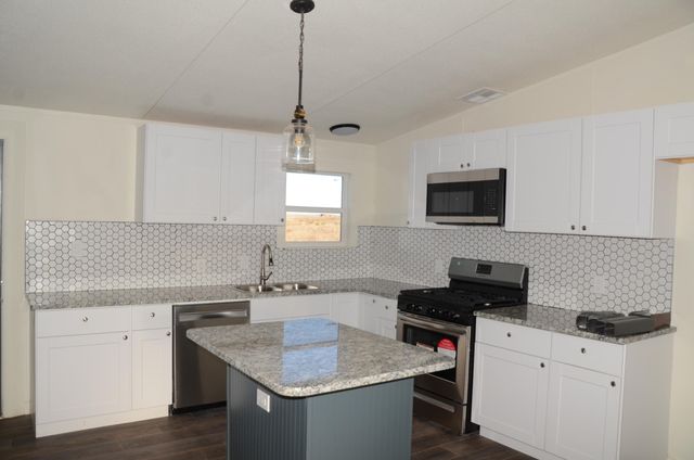 12 Palomino Drive, Moriarty, NM 87035