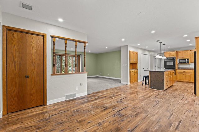 403 Elkhorn ROAD, Eagle, WI 53119