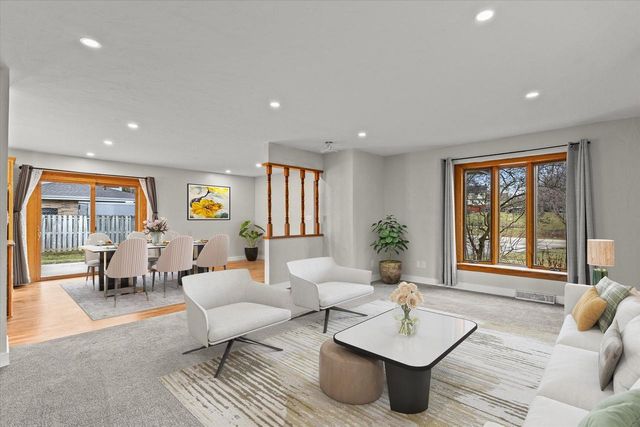 403 Elkhorn ROAD, Eagle, WI 53119