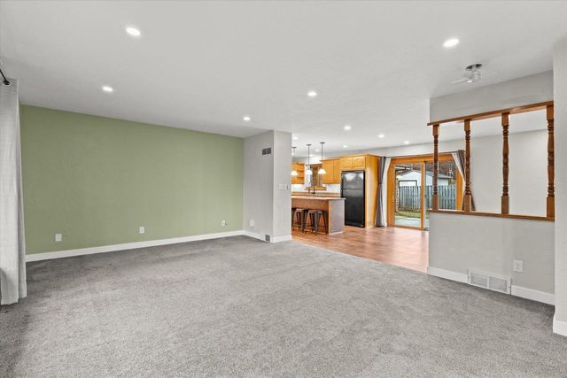 403 Elkhorn ROAD, Eagle, WI 53119