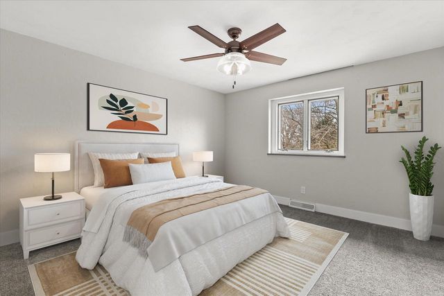 403 Elkhorn ROAD, Eagle, WI 53119