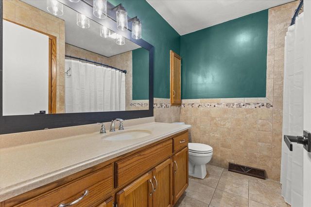 403 Elkhorn ROAD, Eagle, WI 53119