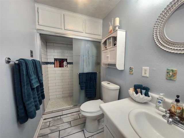 4910 Charles Street, Seabrook, TX 77586