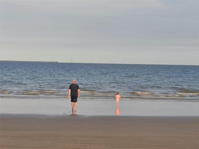 4910 Charles Street, Seabrook, TX 77586