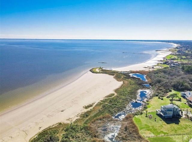 4910 Charles Street, Seabrook, TX 77586