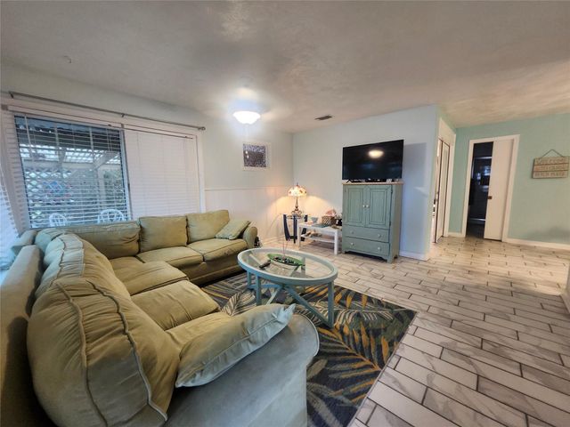 4910 Charles Street, Seabrook, TX 77586