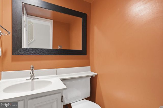9016 NESBIT CT, Gaithersburg, MD 20886
