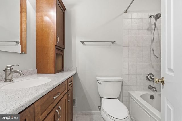 9016 NESBIT CT, Gaithersburg, MD 20886